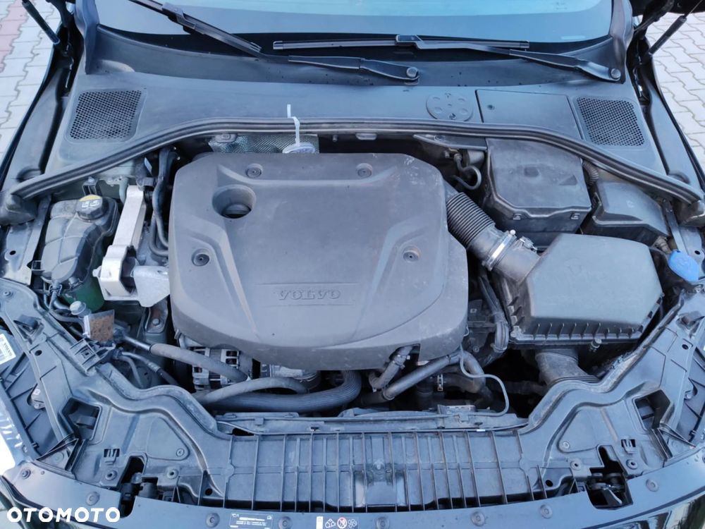 Volvo S60 D3 Drive-E Momentum - 11