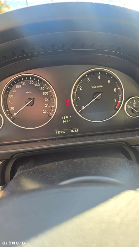 BMW Seria 5 520i - 10