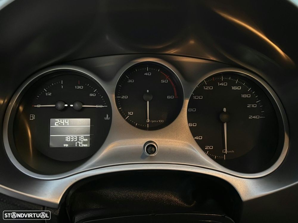 SEAT Leon 1.6 TDI Ecomotive Sport Start/Stop - 12