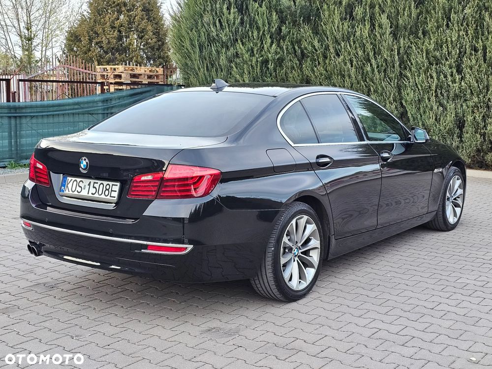 BMW Seria 5 520d xDrive Luxury Line - 11