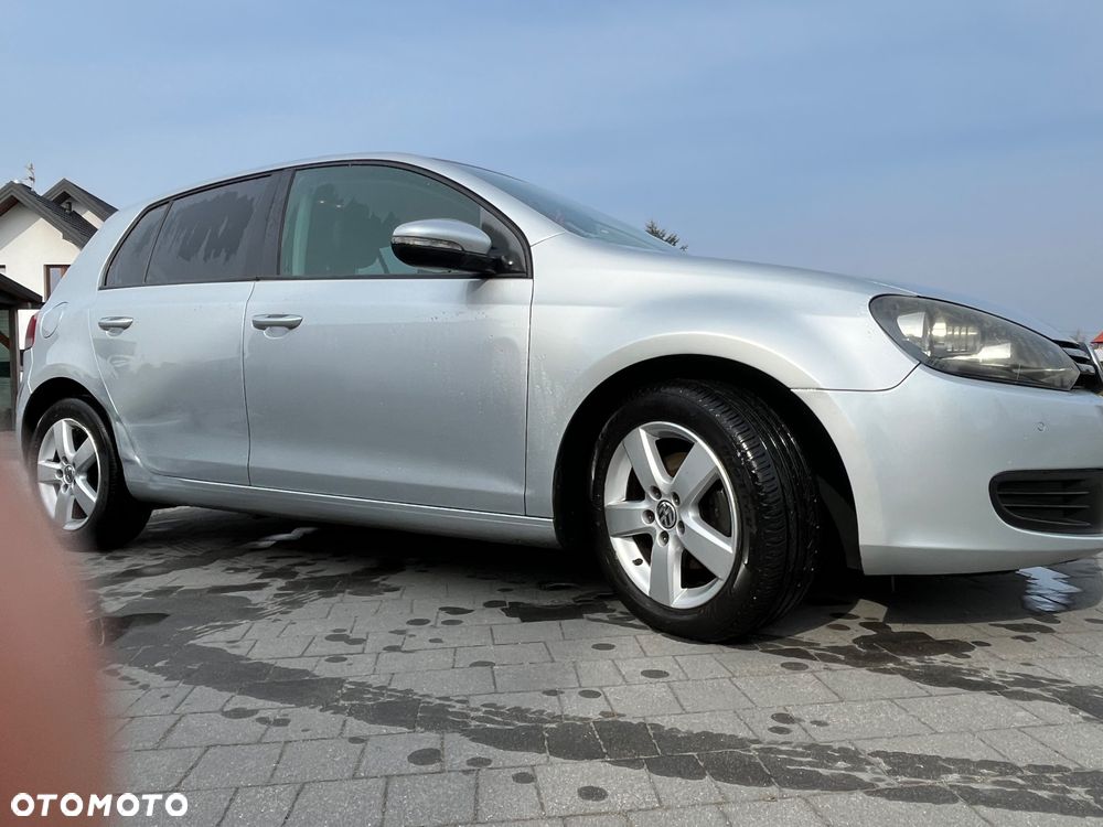 Volkswagen Golf - 11