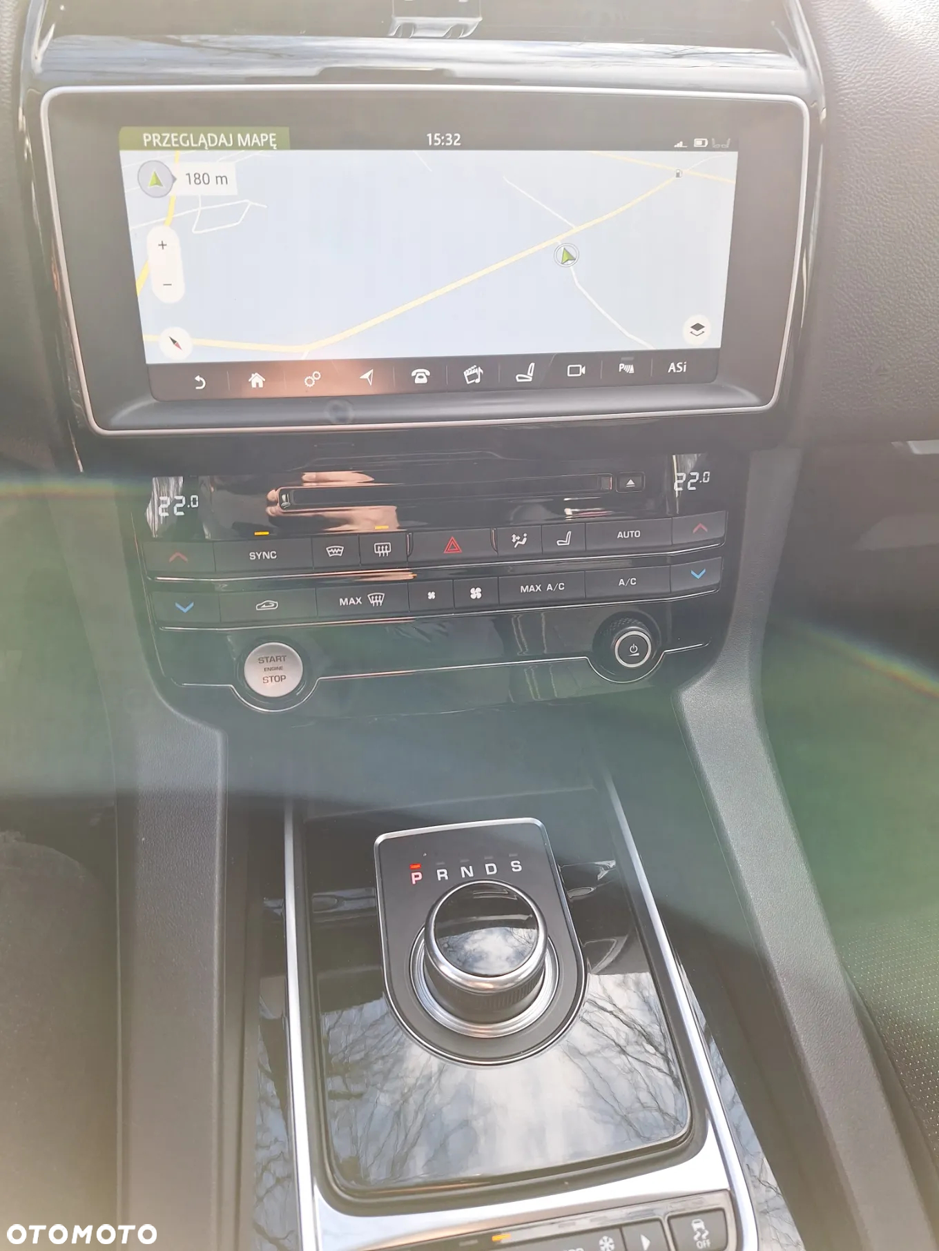 Jaguar F-Pace 2.0 i4D AWD R-Sport - 15