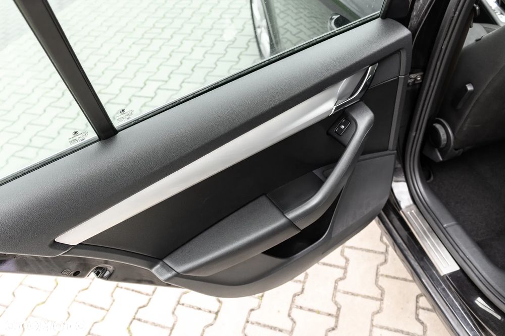 Skoda Octavia 2.0 TDI 4x4 Style DSG - 23