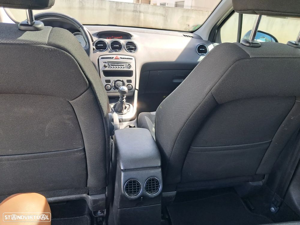 Peugeot 308 1.6 HDi Executive - 7