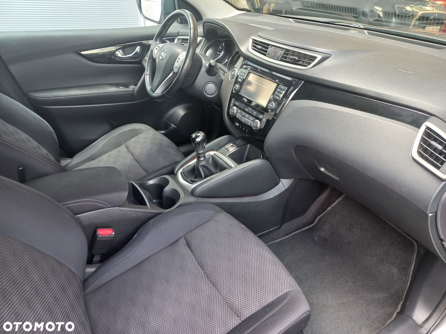 Nissan Qashqai 1.2 DIG-T Acenta EU6 - 13