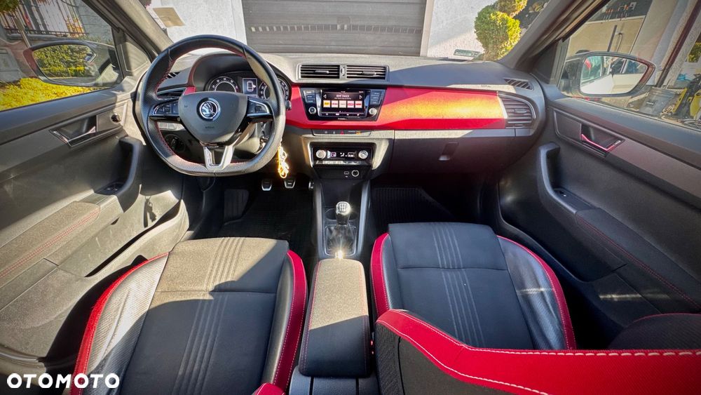 Skoda Fabia 1.0 Style Color - 6