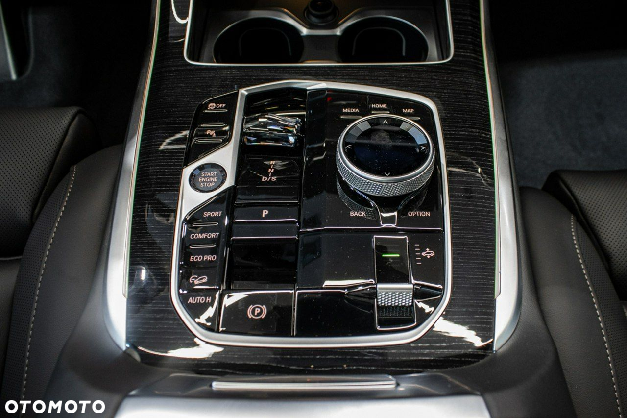 BMW X7 - 13