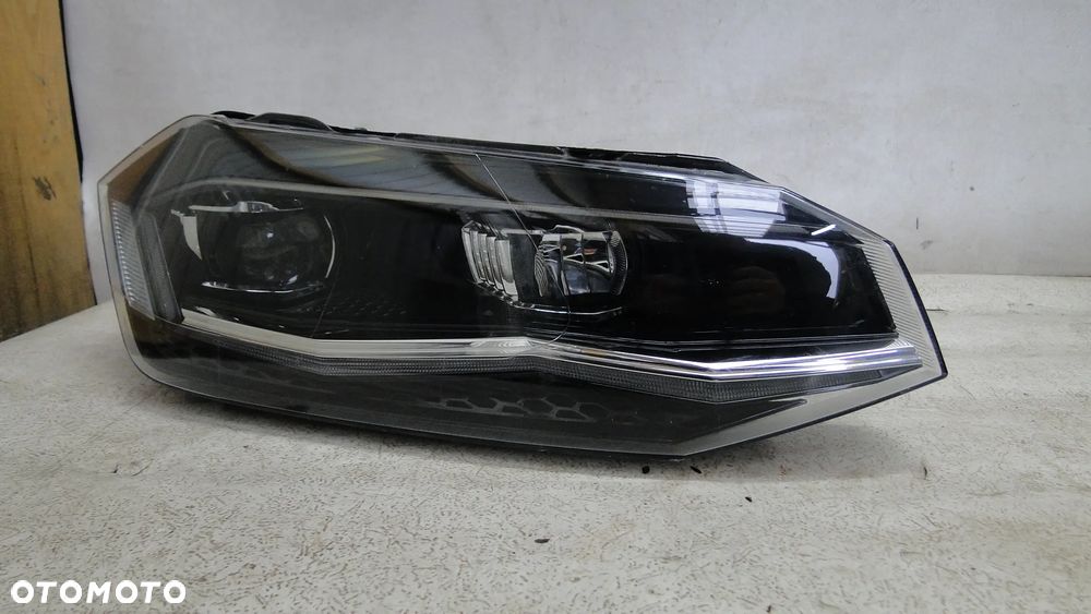 VW POLO VI 6 LAMPA PRAWA PRZÓD PRZEDNIA FULL LED 17-21r EUROPA - 1