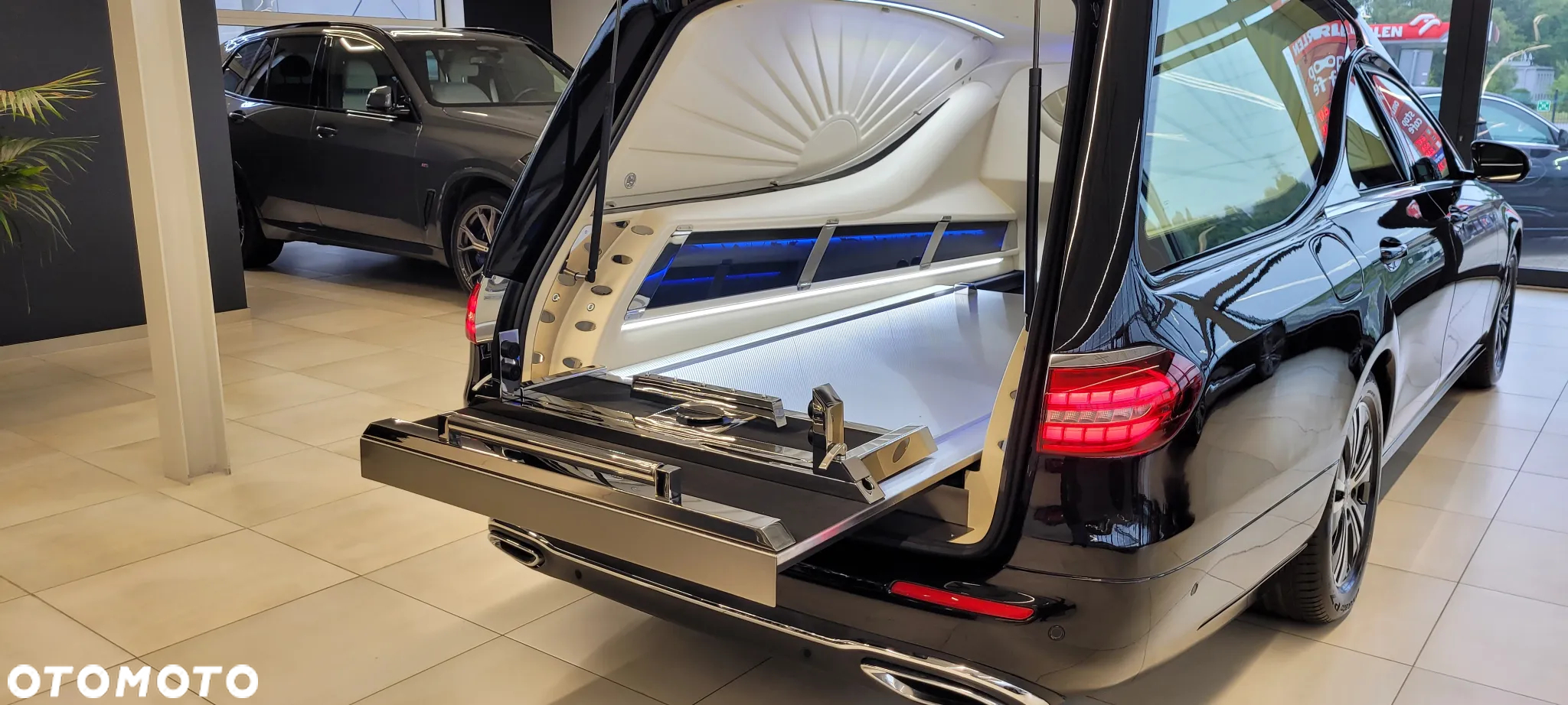 Mercedes-Benz Klasa E 200 Exclusive - 12