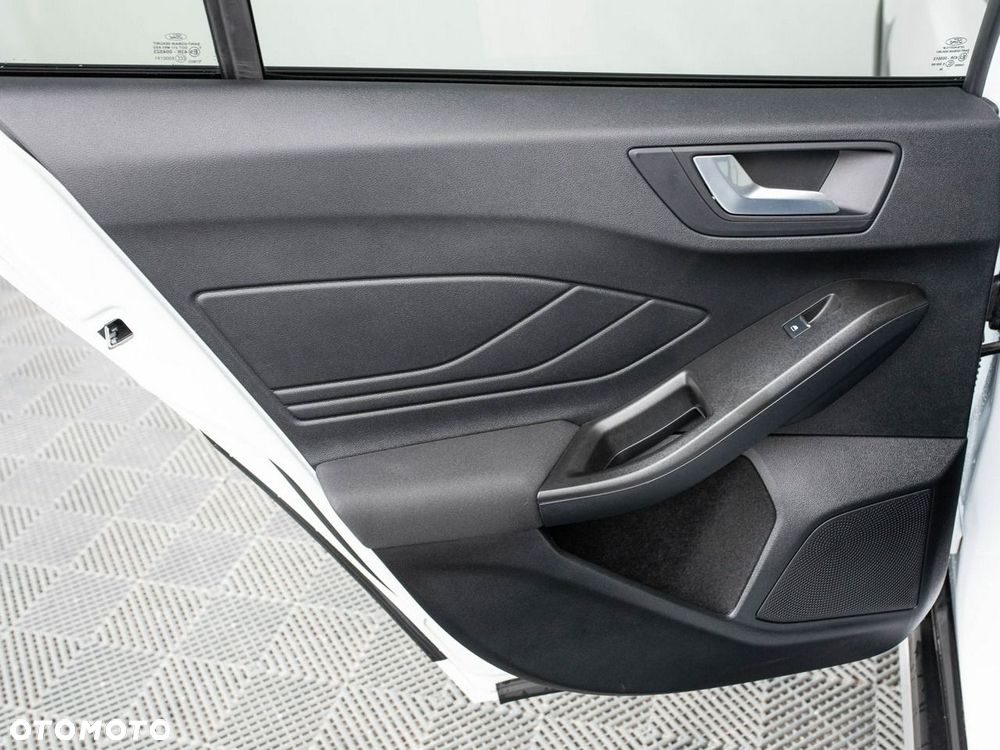 Ford Focus - 22