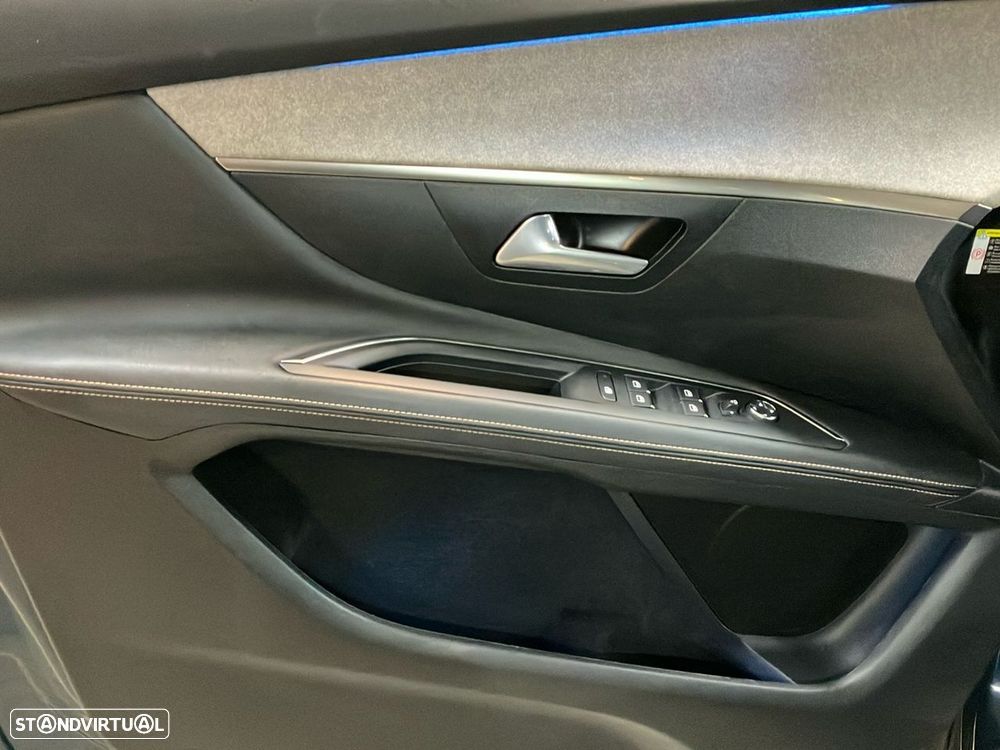 Peugeot 3008 1.5 BlueHDi GT EAT8 - 24