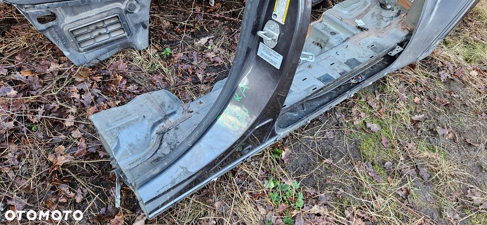 Chrysler Pacifica 2016- Błotnik tył lewy Błotnik tylny lewy Próg Słupek Ćwiartka lewa kolor PAU - 8