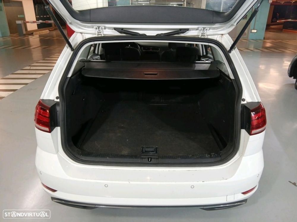 VW Golf Variant 1.6 TDi Confortline - 13