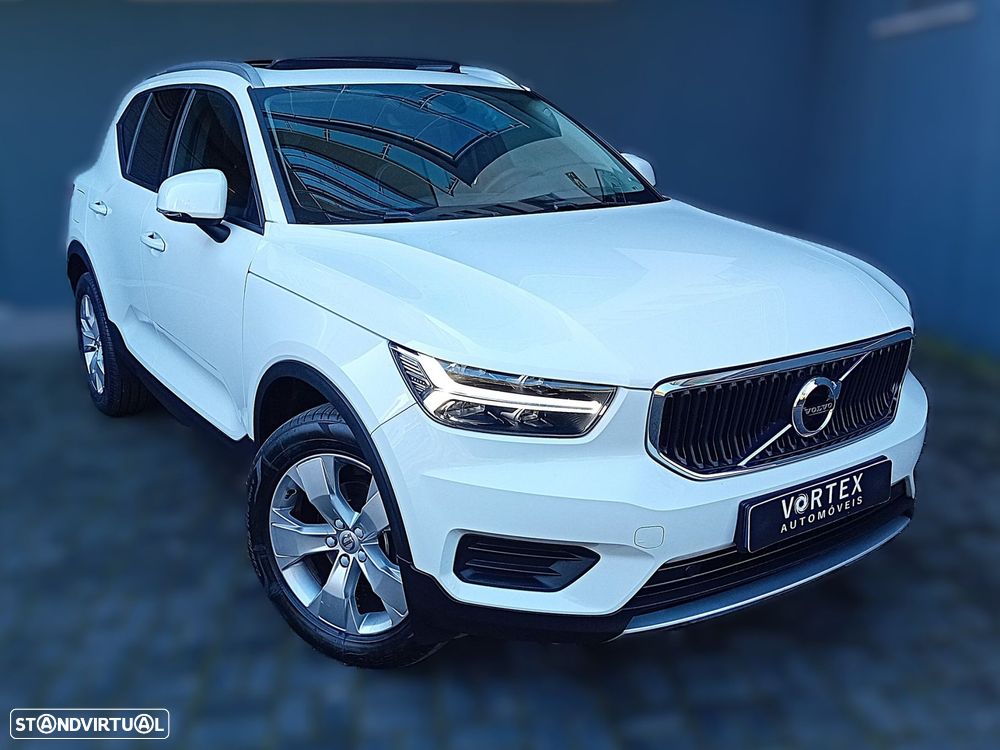 Volvo XC 40 1.5 T3 Momentum Tech Edition - 2