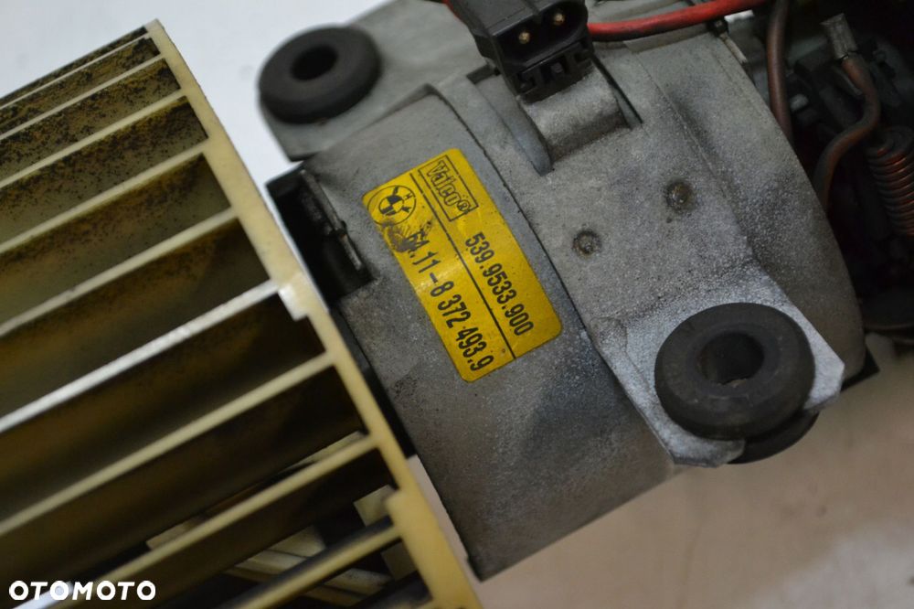 DMUCHAWA WENTYLATOR NAWIEWU 8372493 BMW E39 X5 E53 - 6