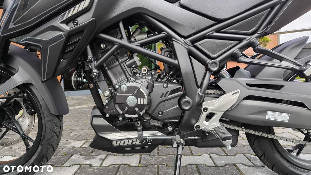 VOGE R125S - 24