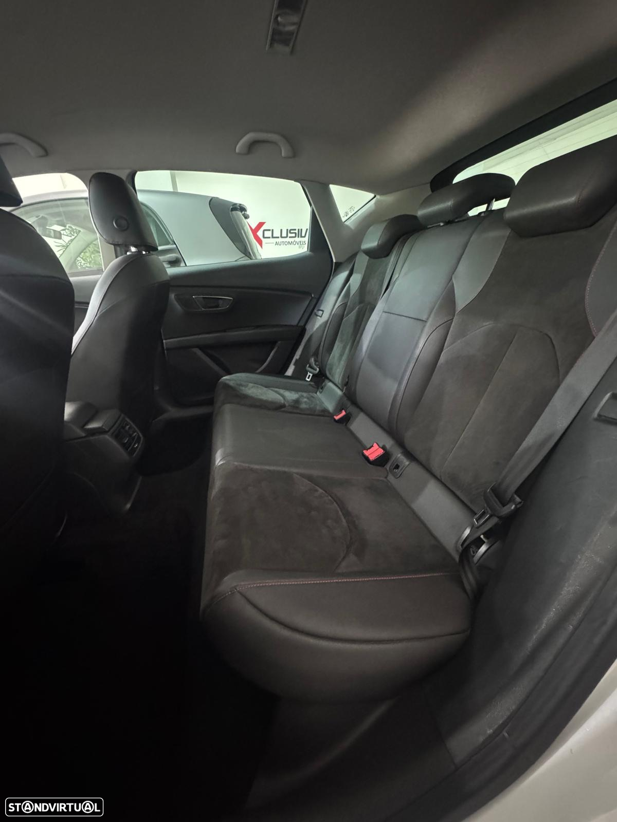 SEAT Leon 2.0 TDI DPF DSG FR - 6