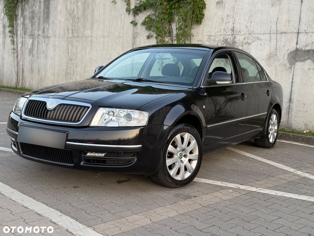 Skoda Superb 2.0 TDI DPF Platinum - 4