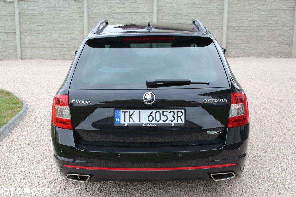 Skoda Octavia 2.0 TDI RS - 9