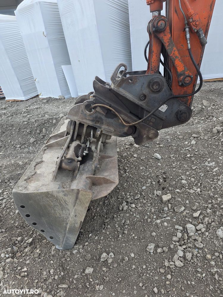 Hitachi zaxis 140 w - 6