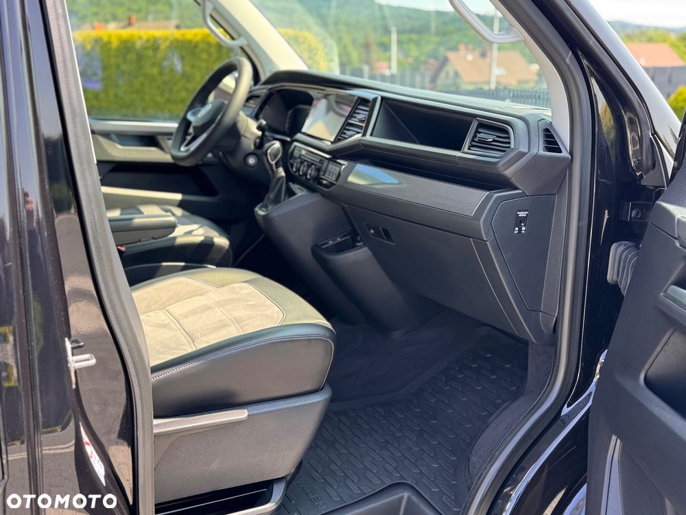 Volkswagen Multivan - 15