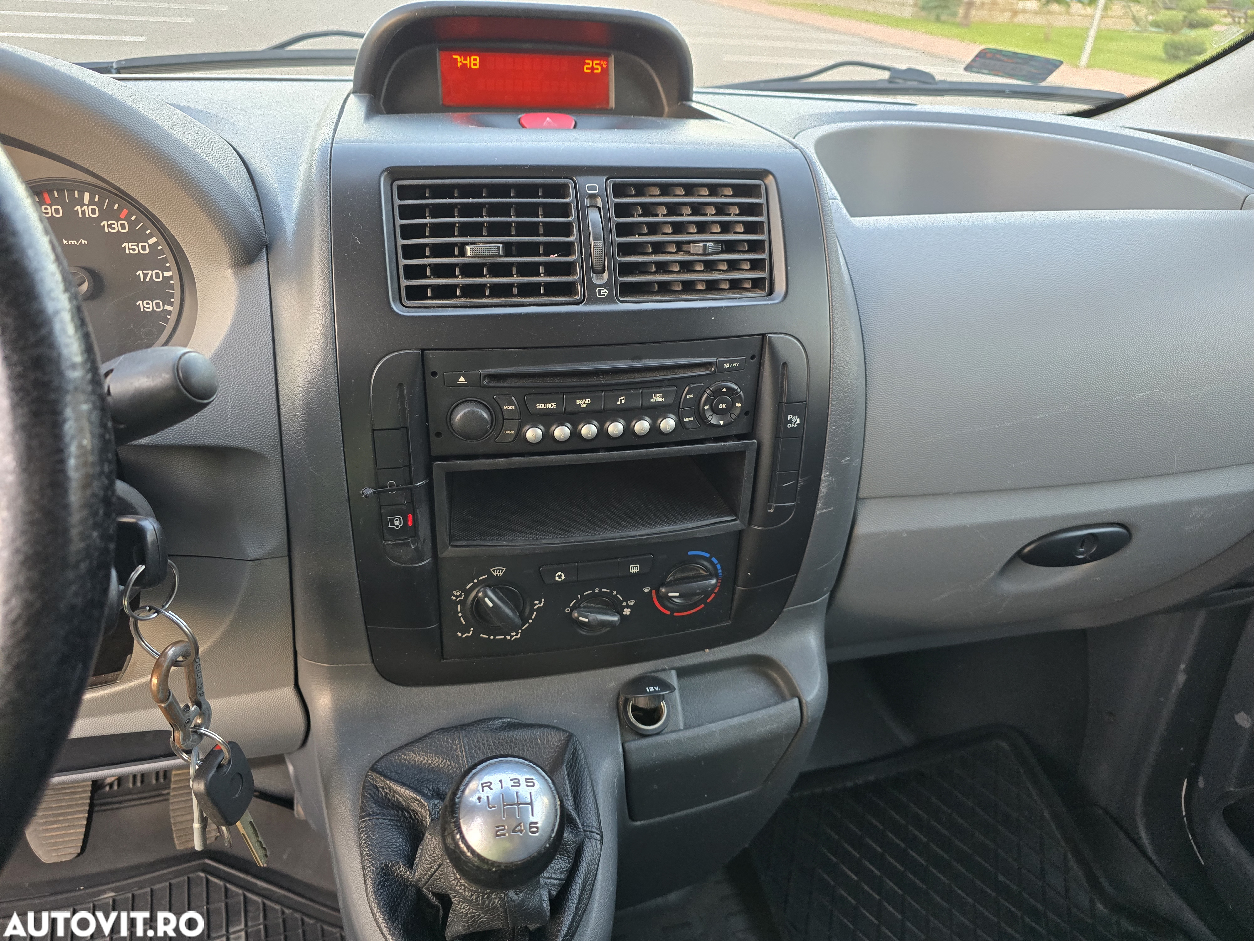 Peugeot Expert - 7