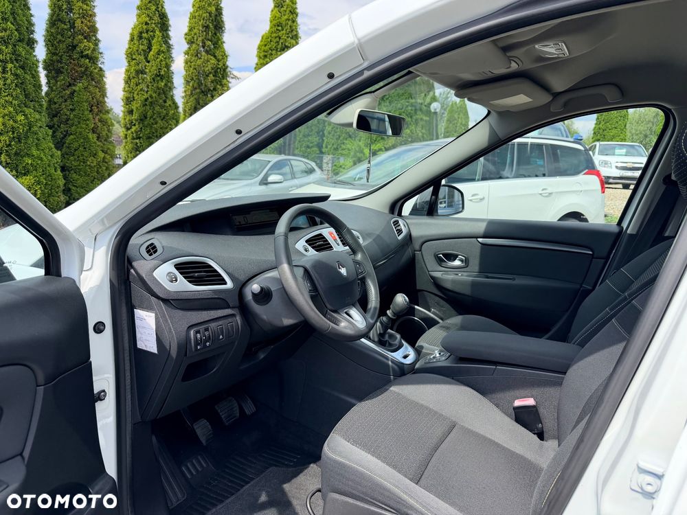 Renault Grand Scenic TCe 130 Dynamique - 10