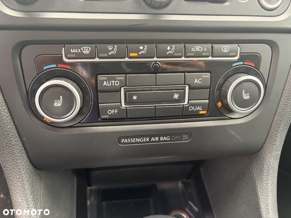 Volkswagen Golf - 15
