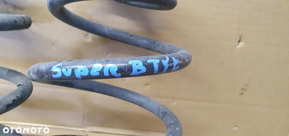 Sprężyny sprężyna tył tylne 2SZT Skoda Superb - 6