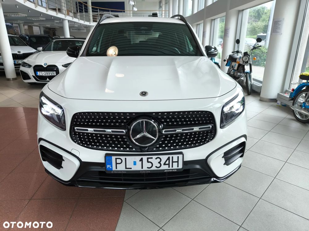 Mercedes-Benz GLB 200 AMG Line 7G-DCT - 4