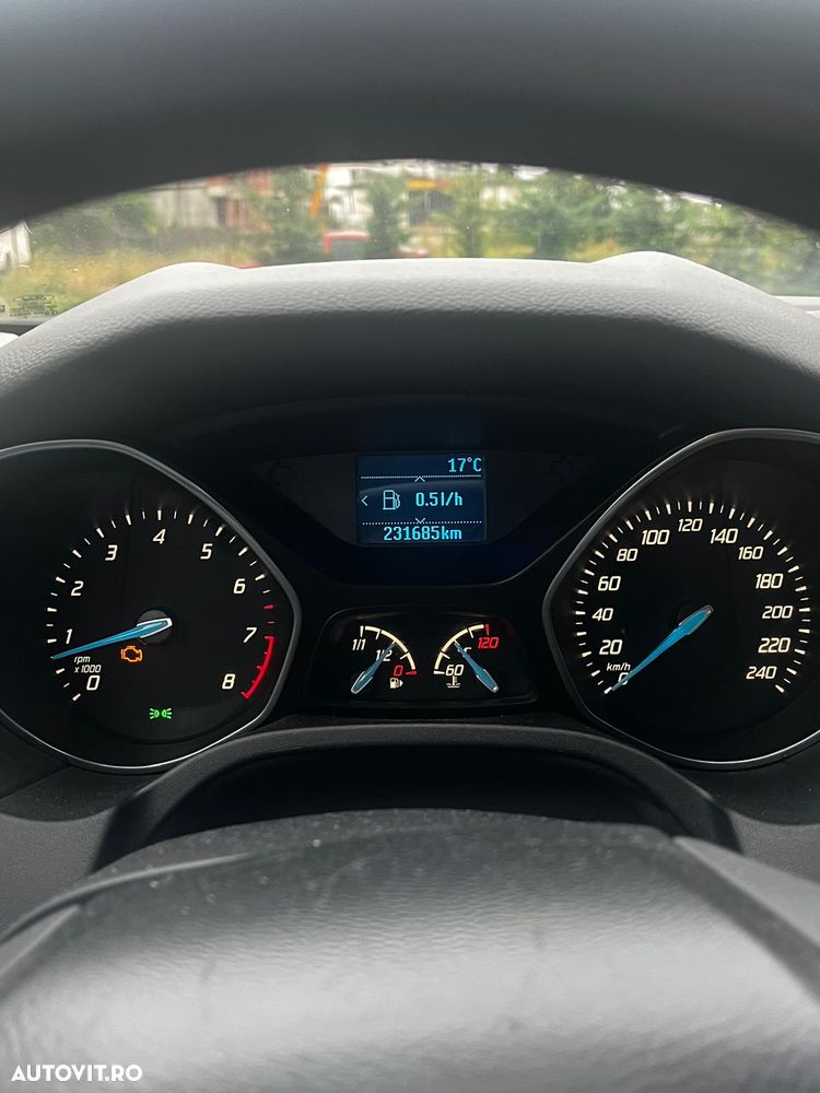 Ford Focus - 9