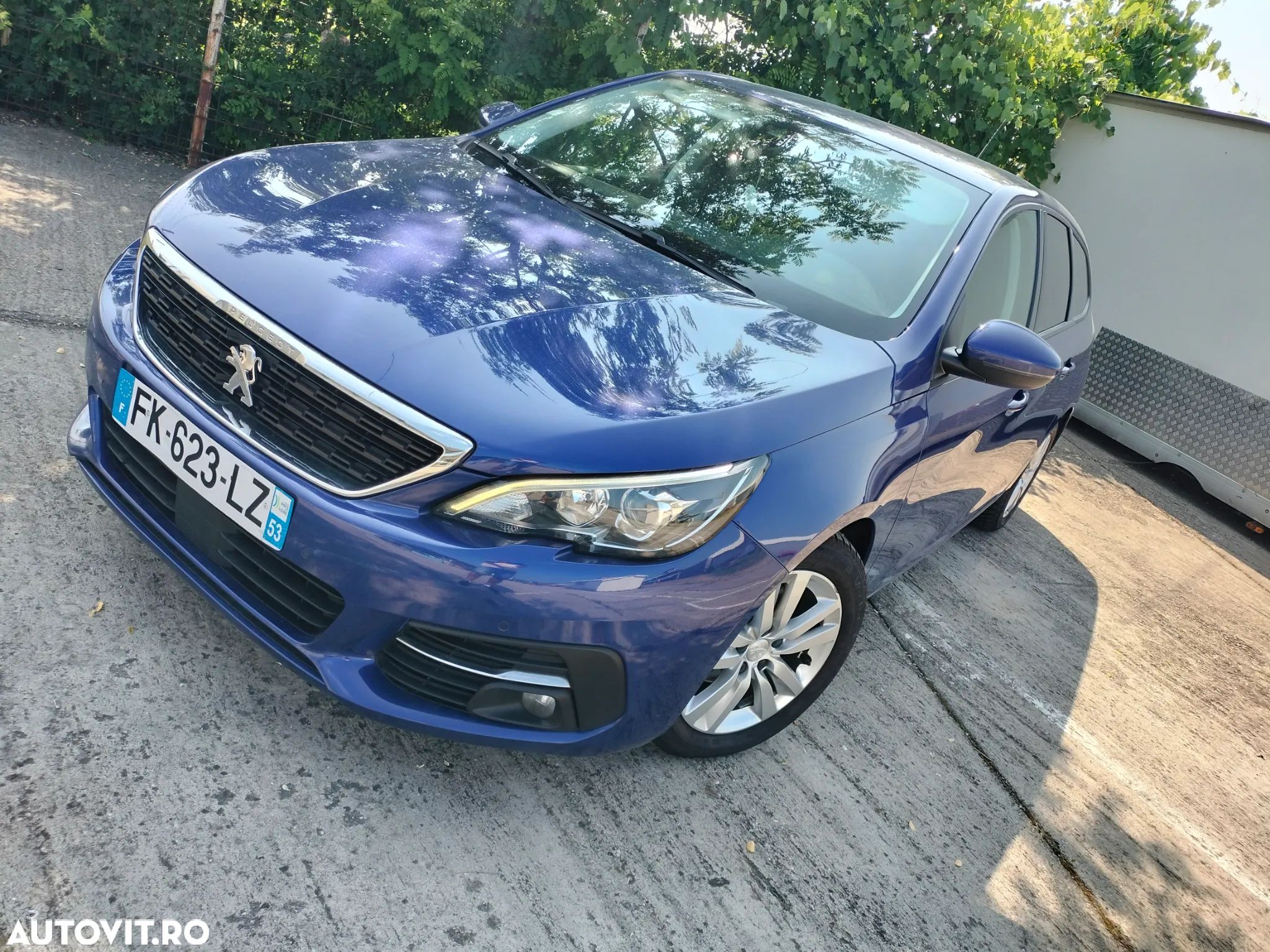 Peugeot 308 SW BlueHDi 100 Stop & Start Active Pack - 1