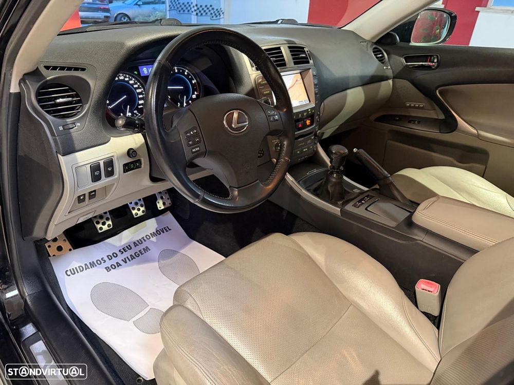 Lexus IS 220 d Luxury Line - 5