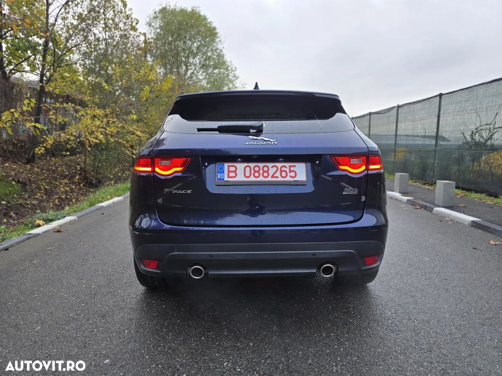 Jaguar F-Pace 30t AWD Portfolio - 4