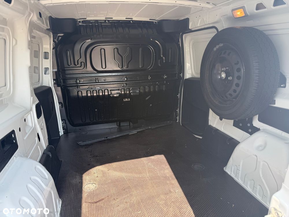 Fiat Doblo 1.4 16V Dynamic - 5