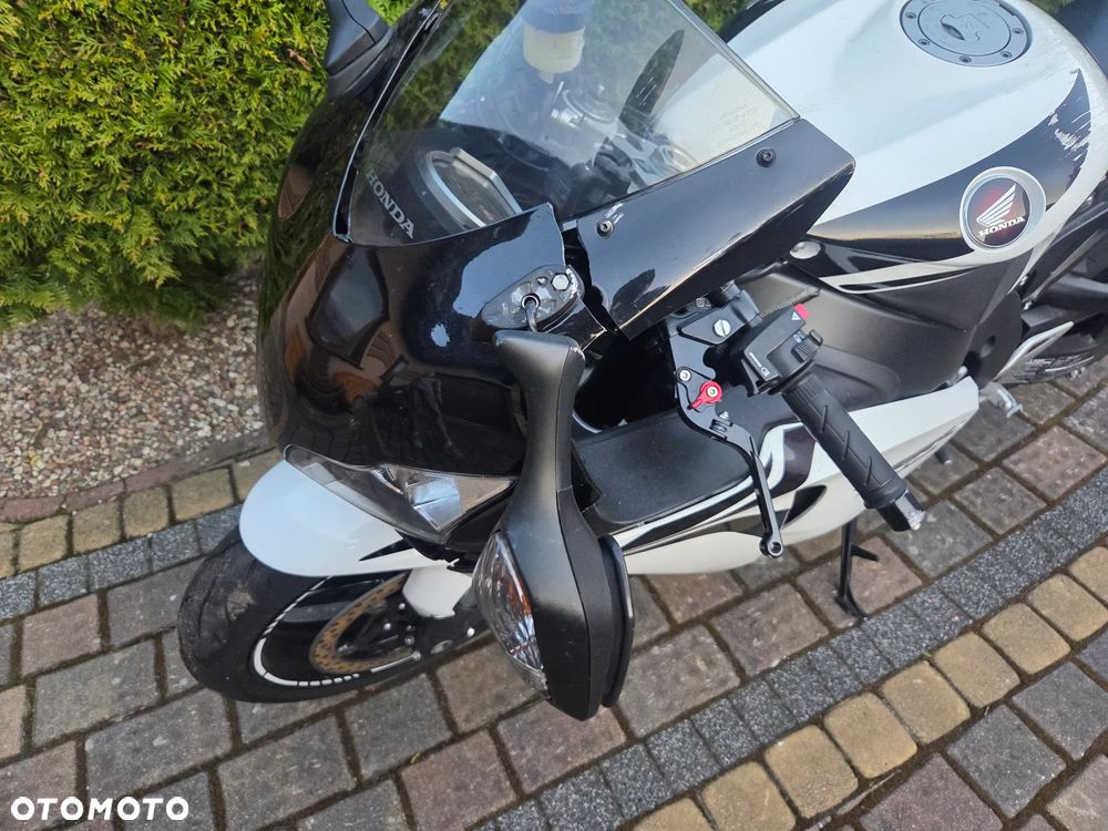Honda CBR - 4