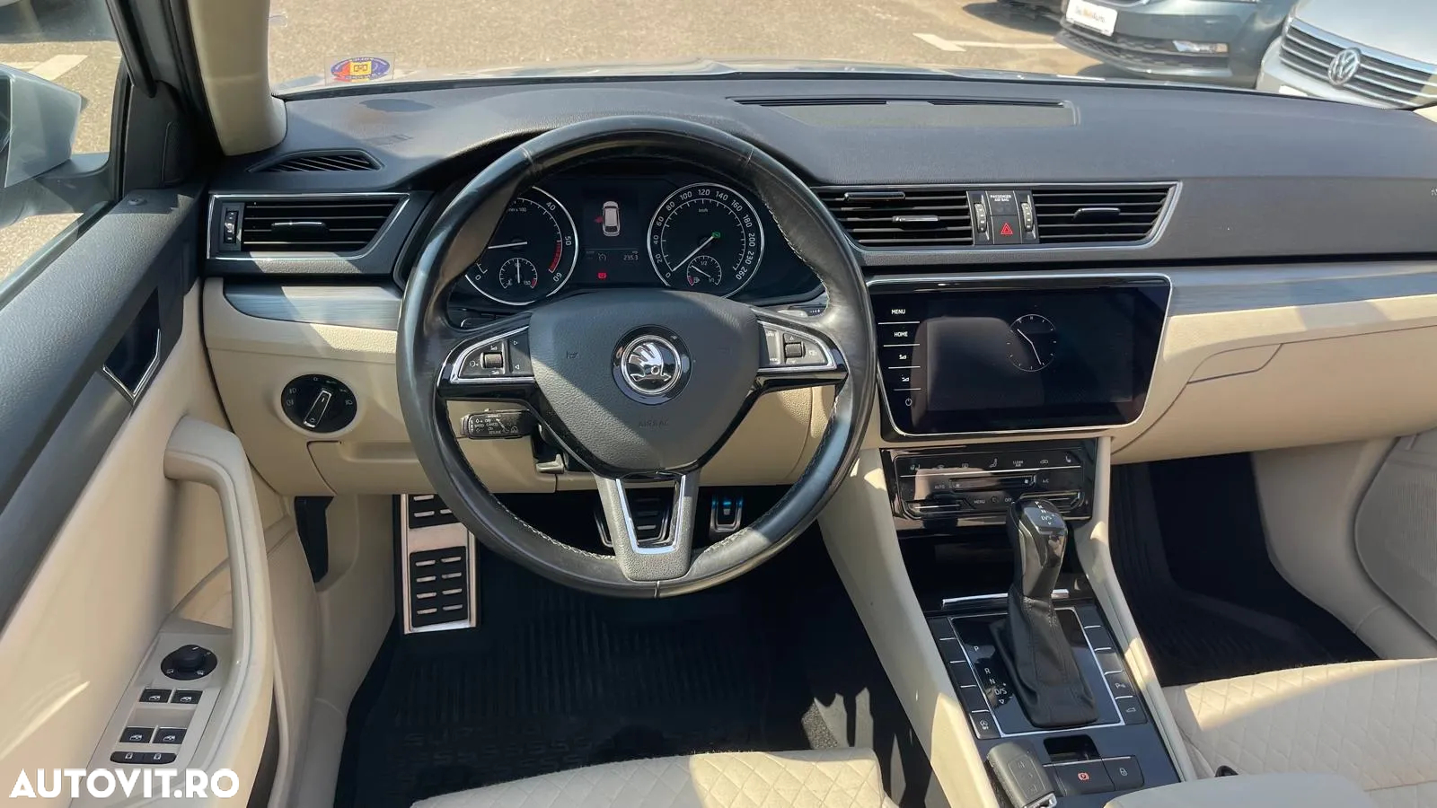 Skoda Superb Combi 2.0 TDI DSG Style - 13
