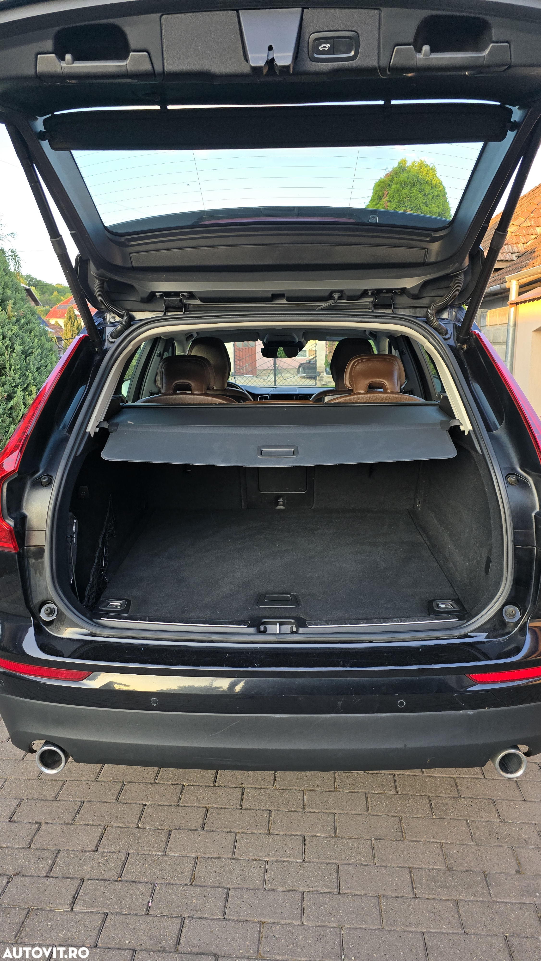 Volvo XC 60 D3 Momentum Pro - 7