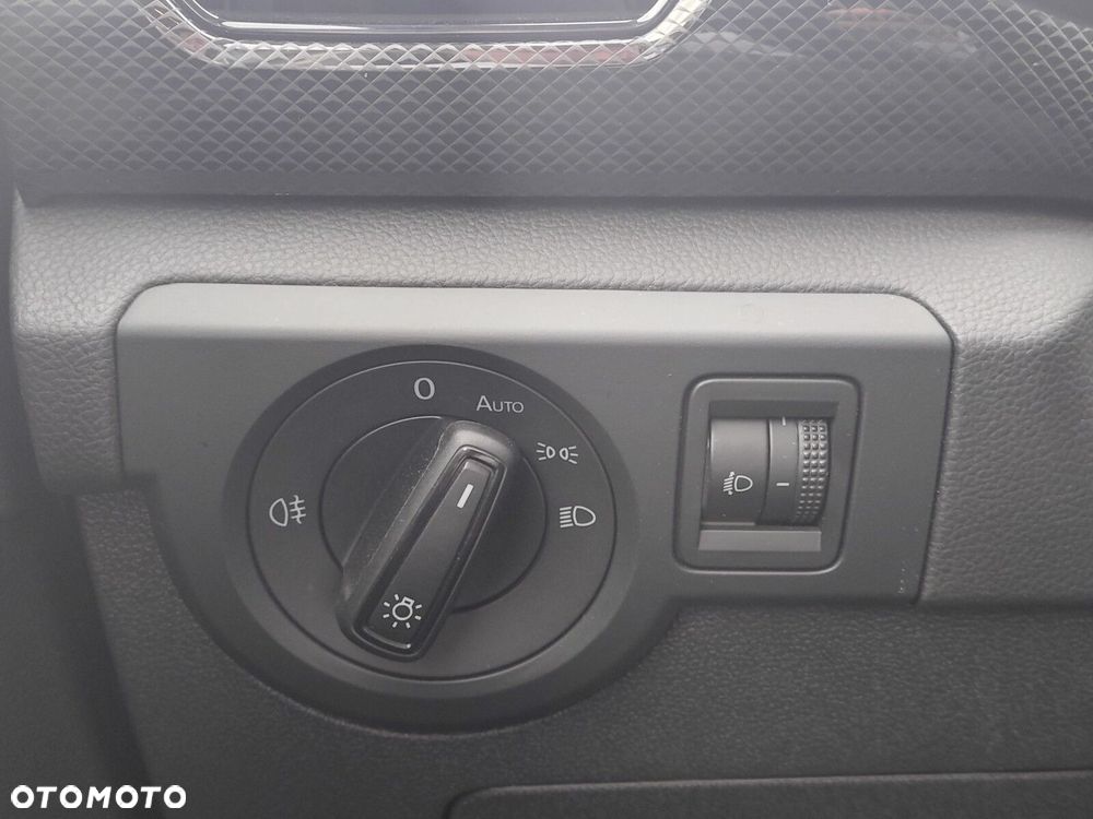 Volkswagen T-Cross - 31