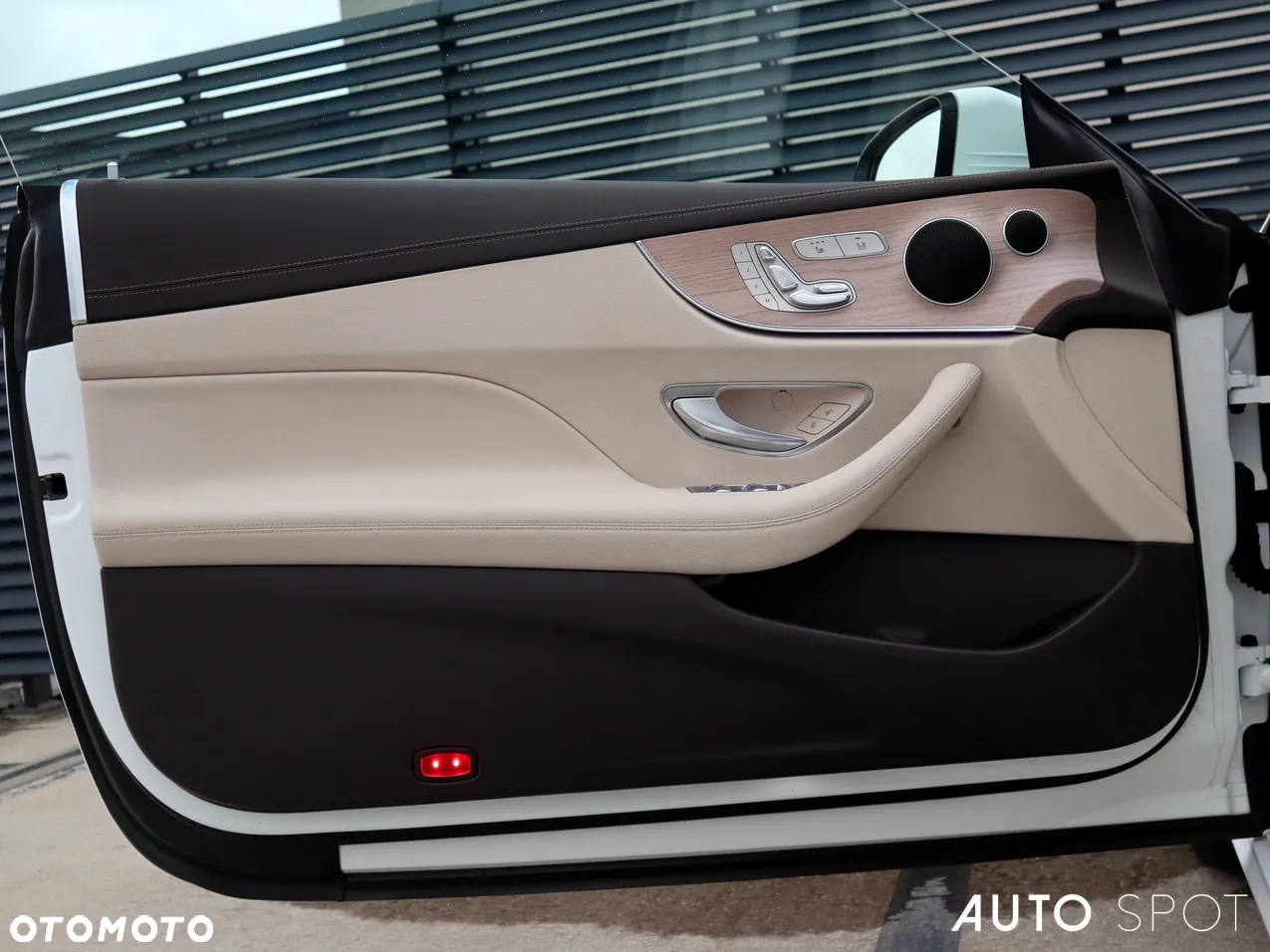 Mercedes-Benz Klasa E 220 d Coupe 9G-TRONIC - 14
