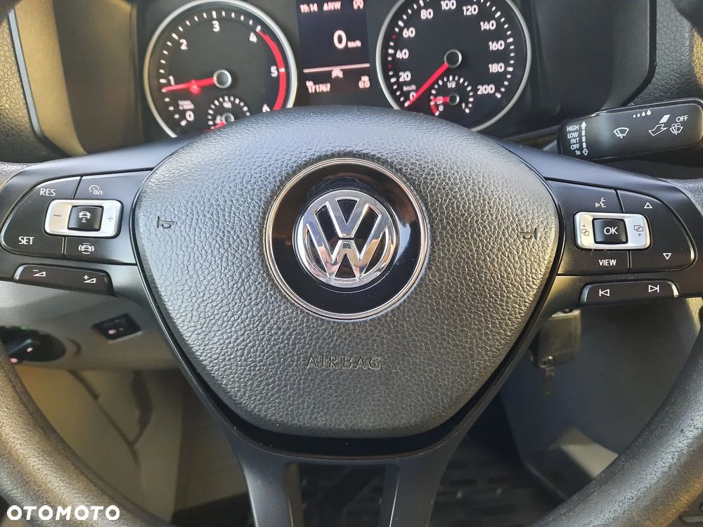 Volkswagen Crafter  L2H1 faktura vat 23% - 13