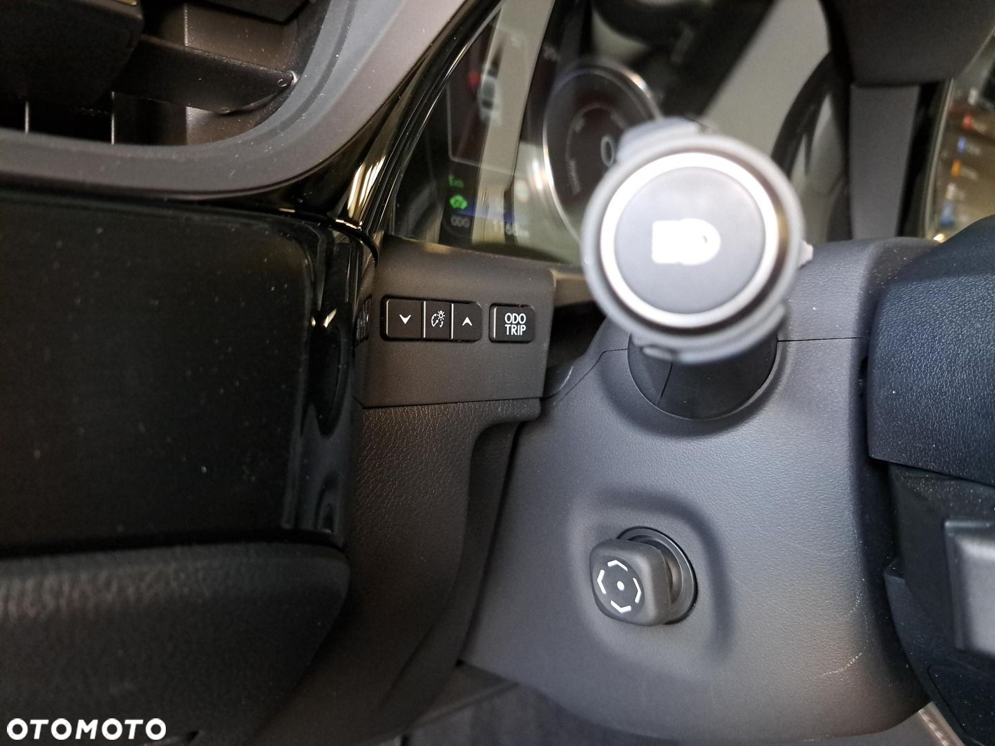 Lexus ES 300h Business Edition - 32