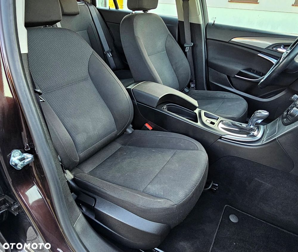 Opel Insignia 1.6 Dynamic - 16