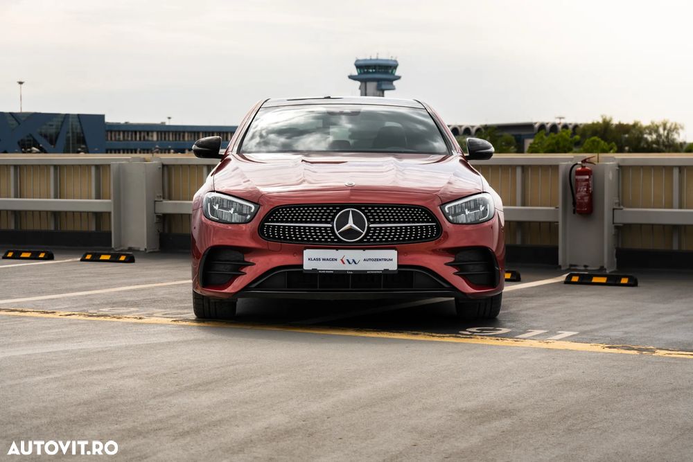 Mercedes-Benz E 300 de 9G-TRONIC AMG Line - 13
