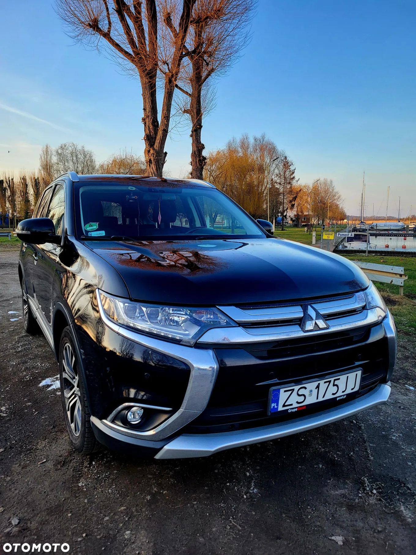 Mitsubishi Outlander 2.0 Intense + 4WD CVT - 1