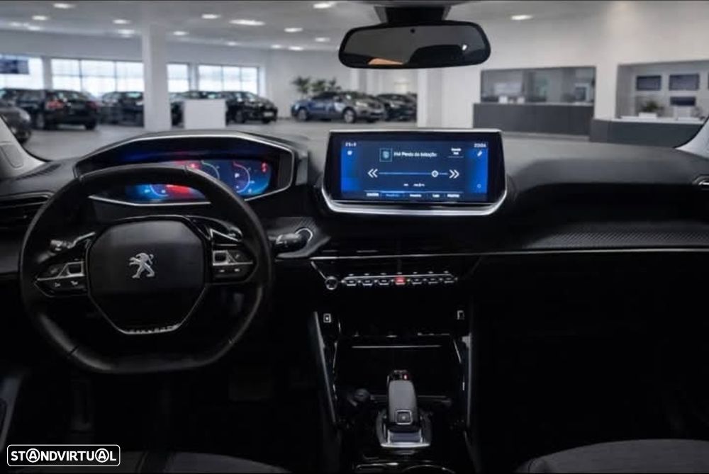 Peugeot 2008 2021 photo 4