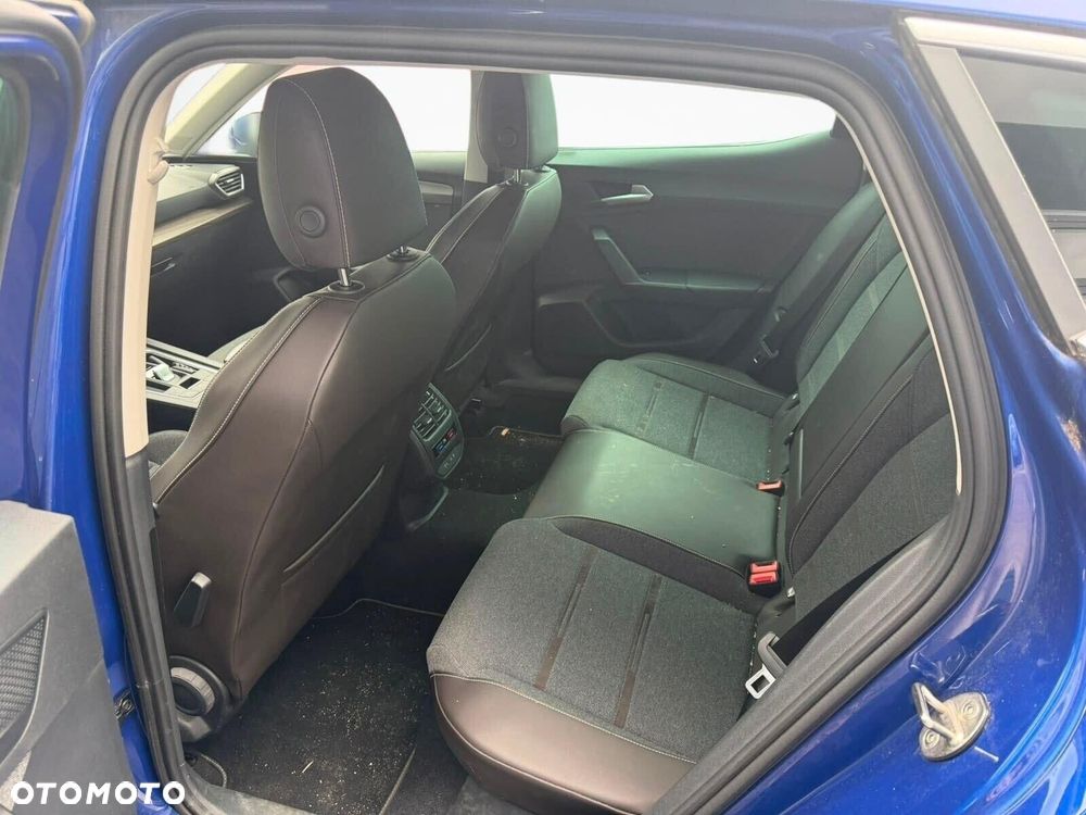 Seat Leon 1.5 eTSI Xcellence DSG - 5