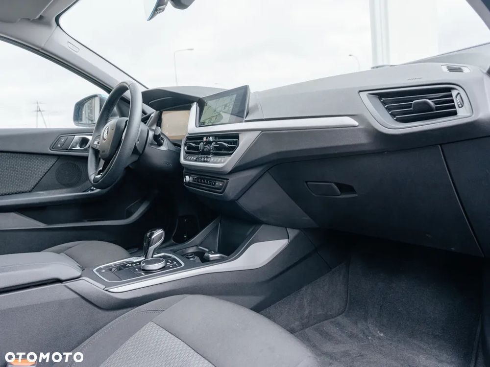 BMW Seria 1 118i Advantage - 9