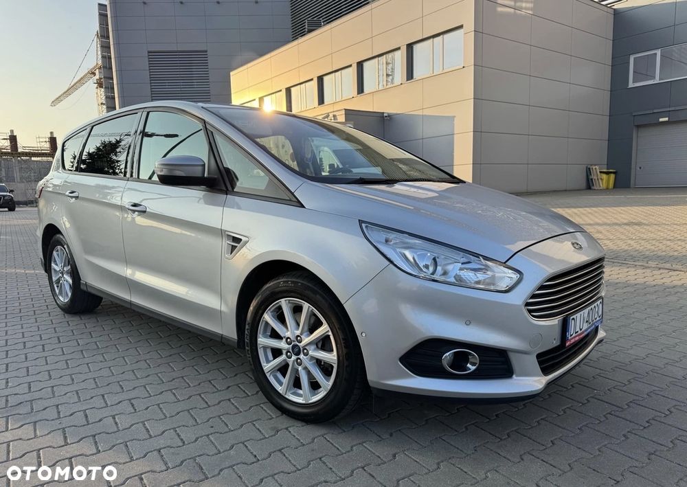 Ford S-Max 2.0 TDCi Titanium - 3