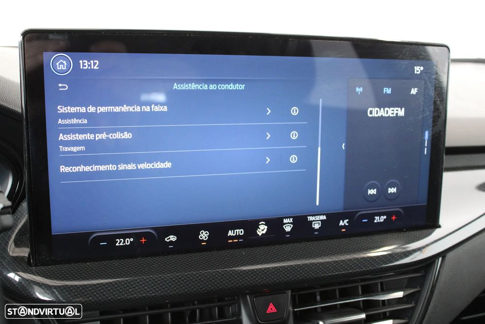 Ford Focus 1.0 EcoBoost MHEV ST-Line Style SIP - 25